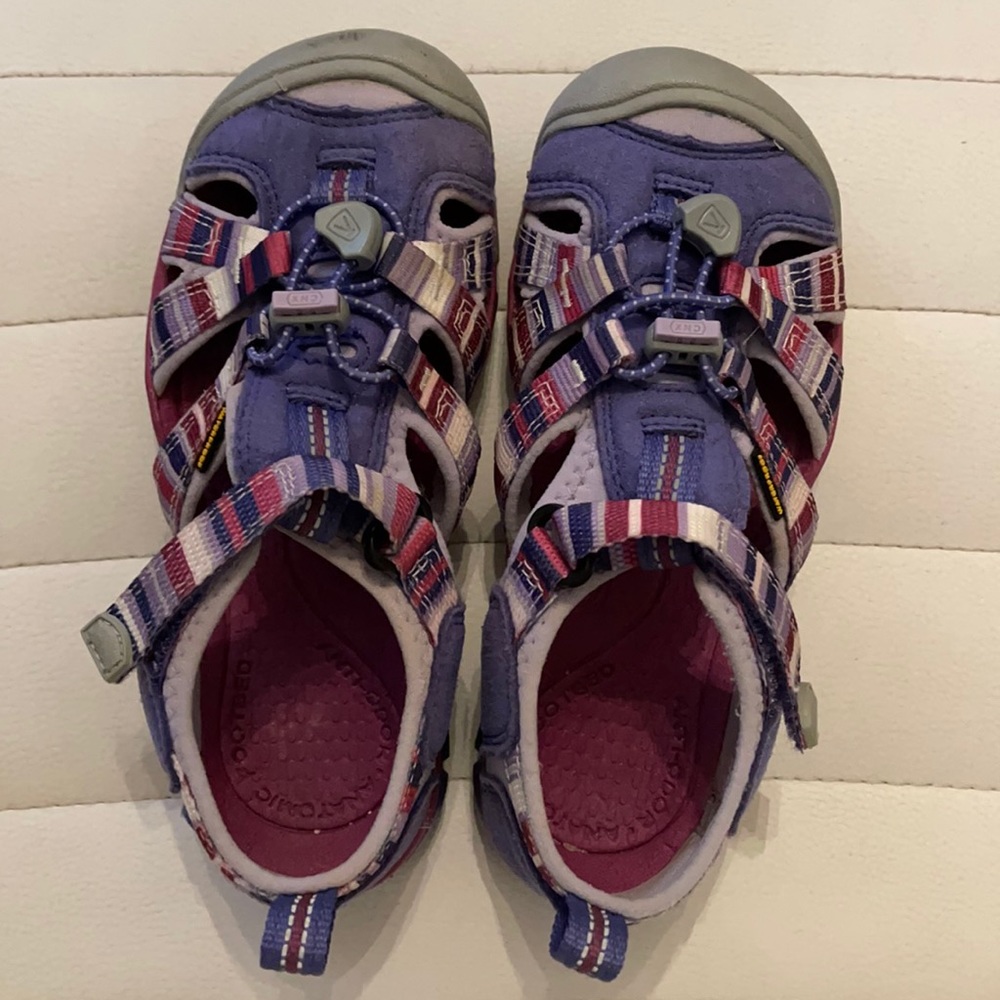 Keen Girls Size 13